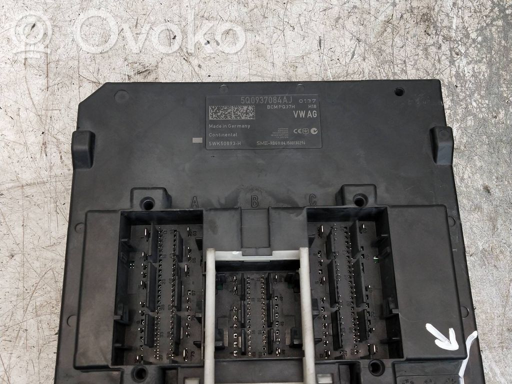 Autres unités de commande / modules   5Q0937084AJ,5WK50893H