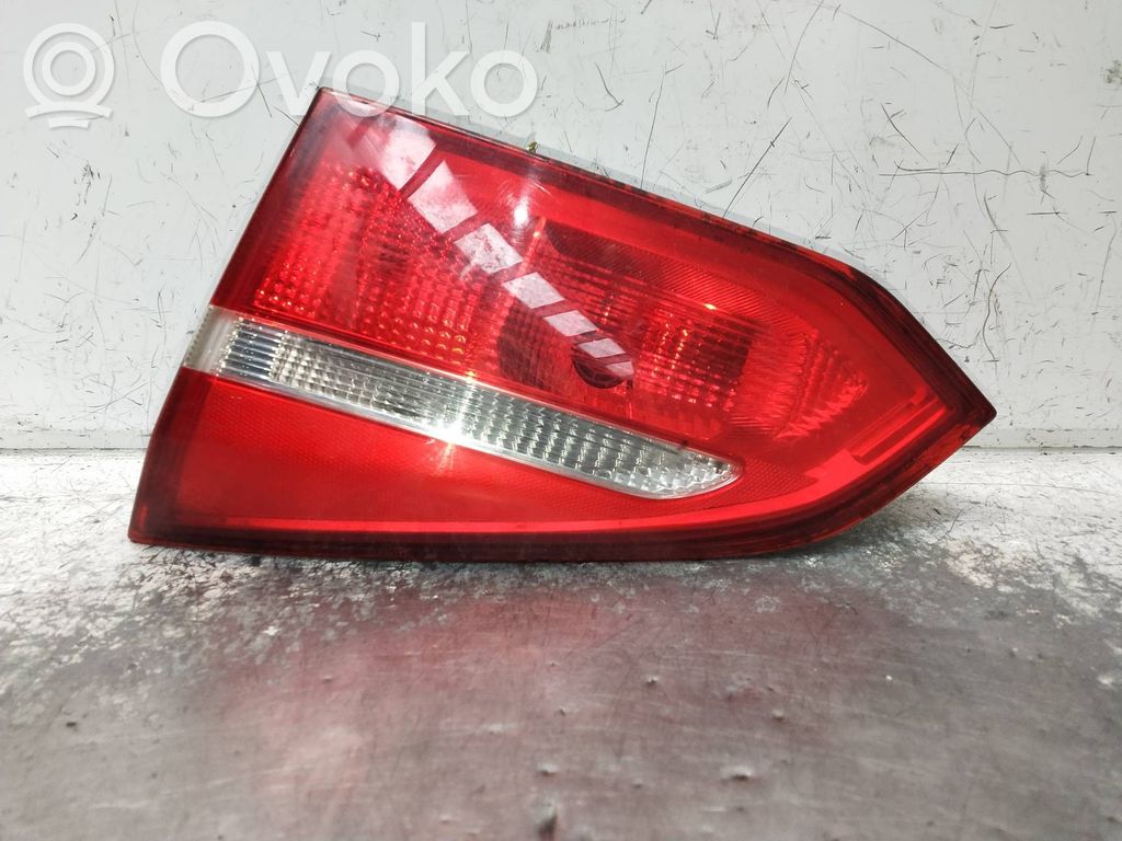 Ford Focus Tailgate rear/tail lights 