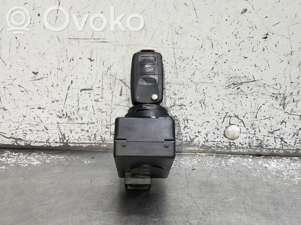 Volkswagen Touareg I Ignition lock 