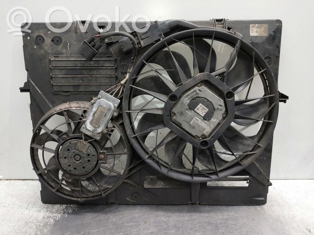 Volkswagen Touareg I Electric radiator cooling fan 