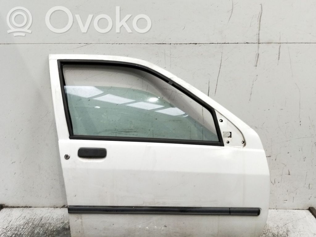 Tür vorne