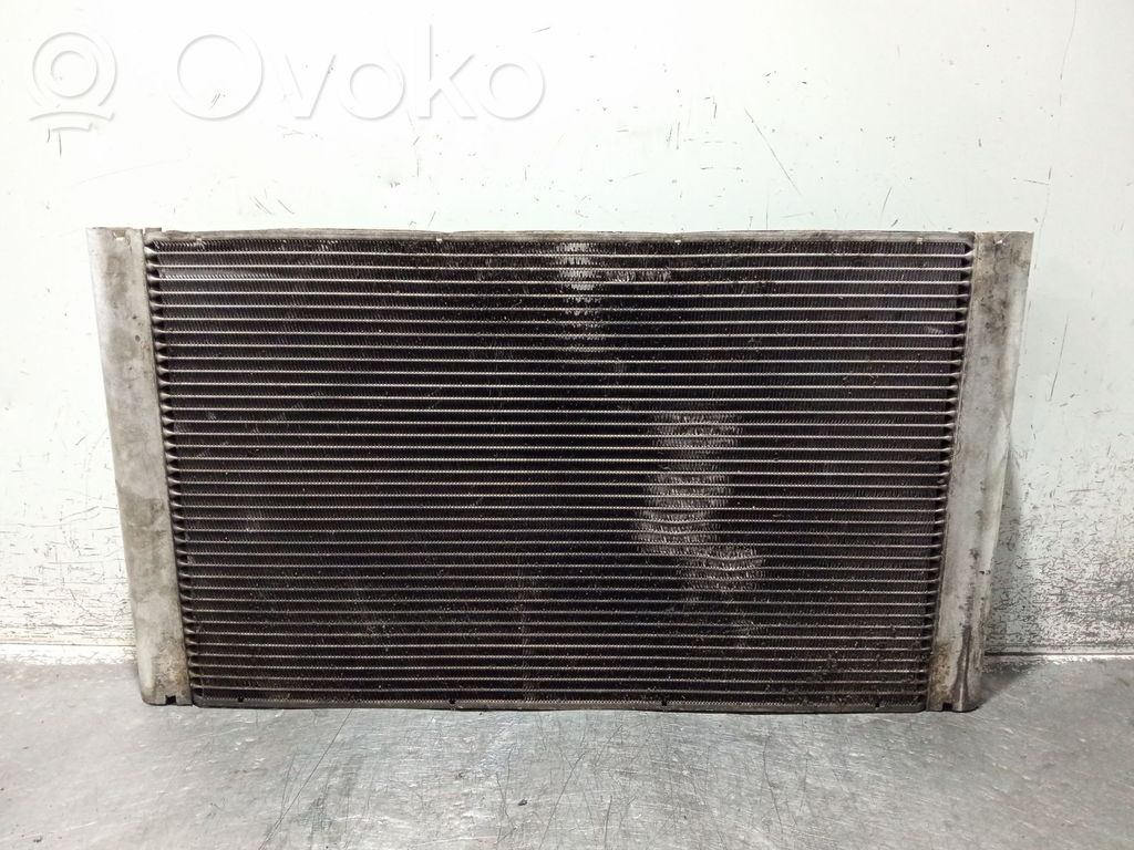 BMW 5 E60 E61 Coolant radiator 