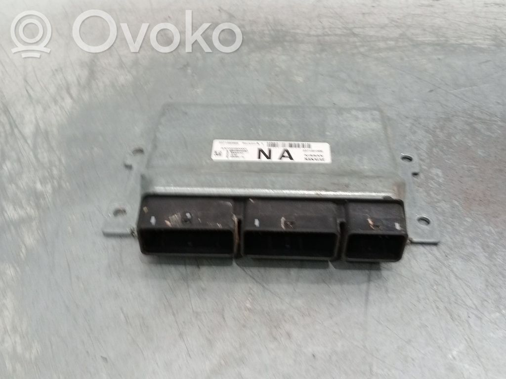 Dacia Sandero III Engine control unit/module 