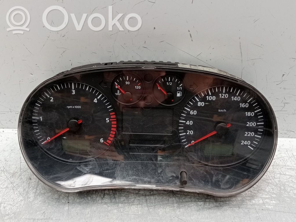 Seat Toledo II (1M) Licznik / Prędkościomierz 