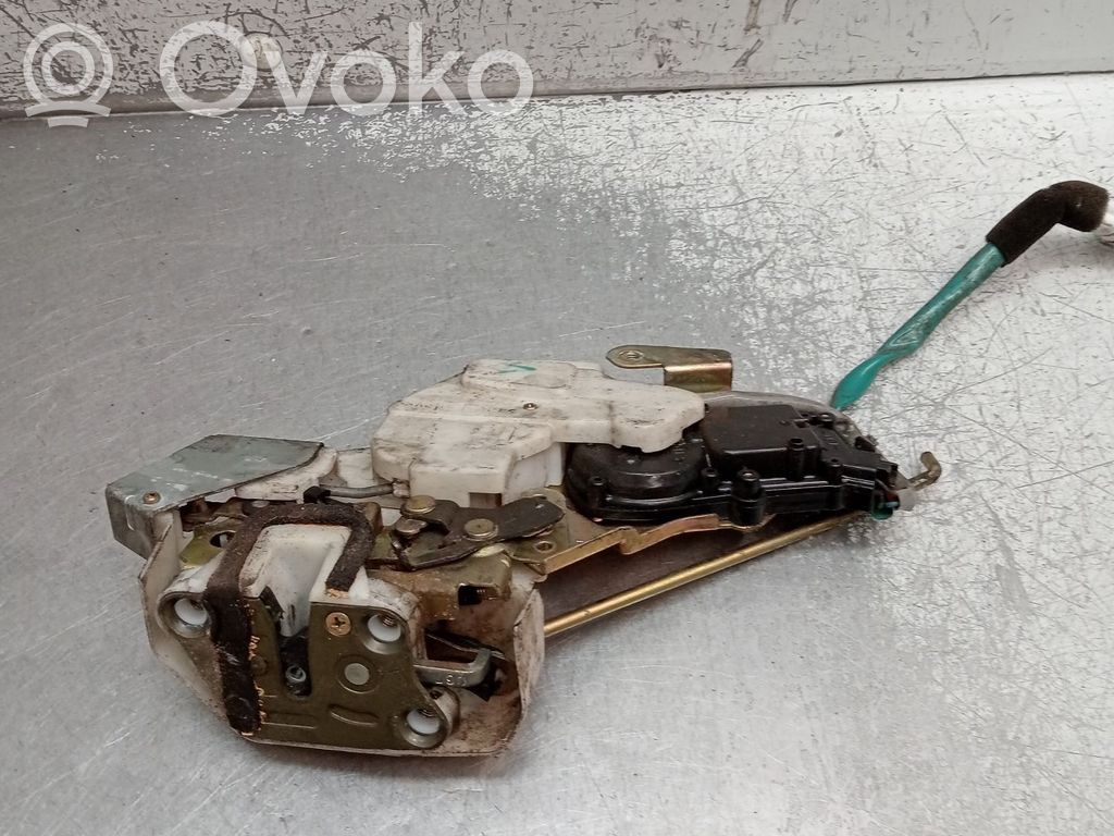 Motor de cierre de puerta trasera