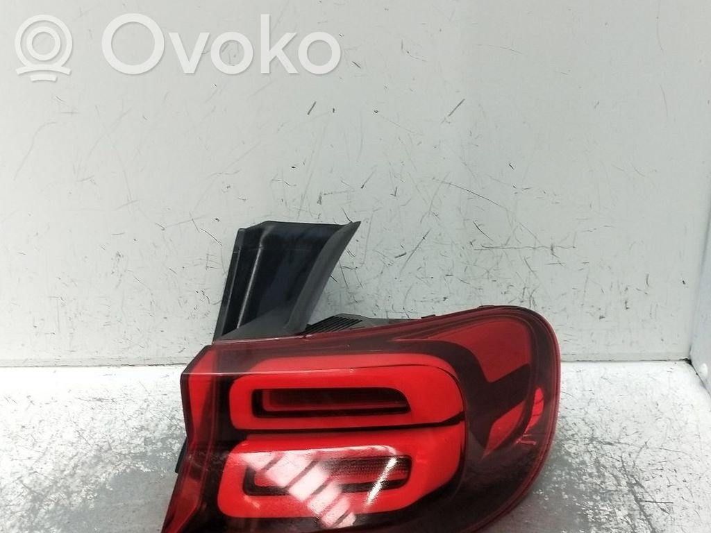 Citroen C5 Aircross Aizmugurējais lukturis virsbūvē 