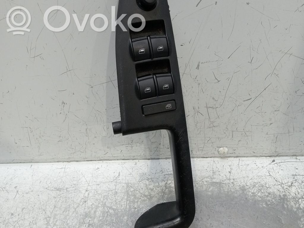 Electric window control switch   8E1867171B