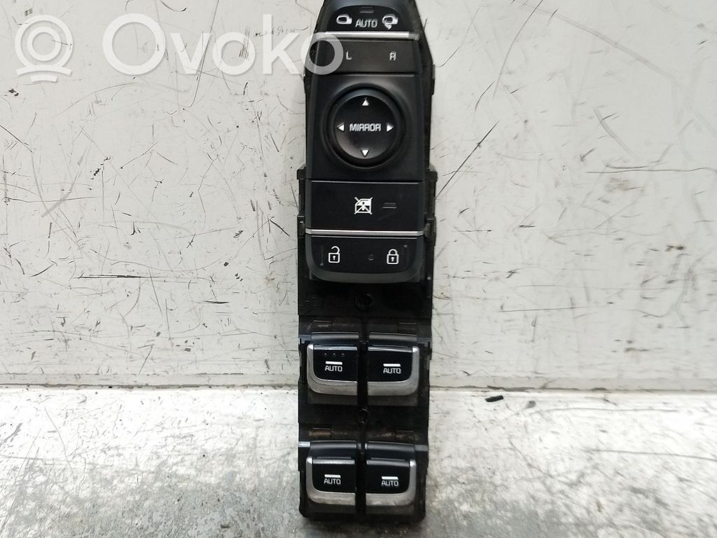 KIA Optima Electric window control switch 