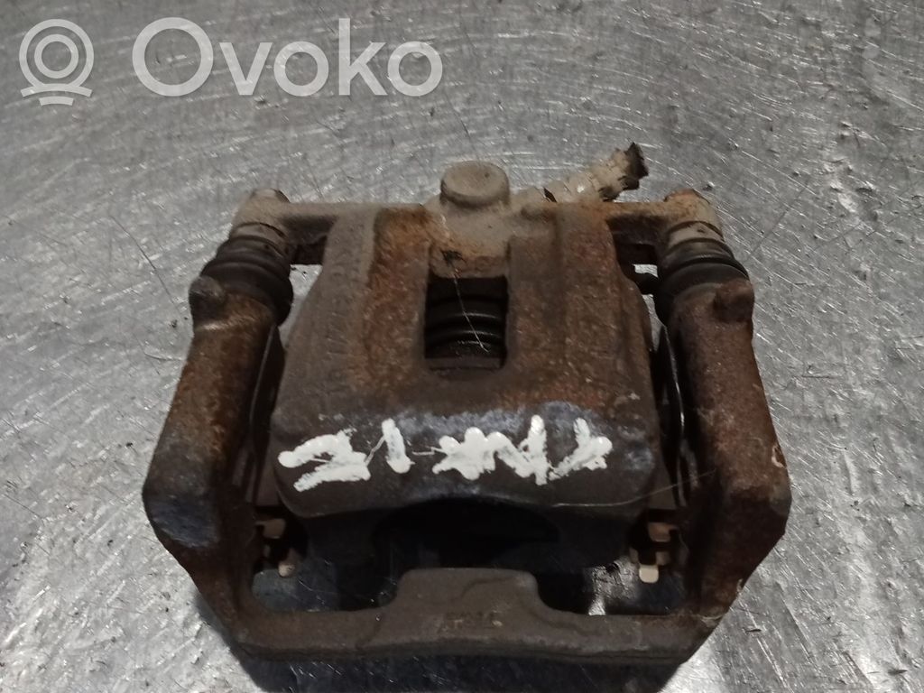 Mercedes-Benz A W169 Tylny zacisk hamulcowy 