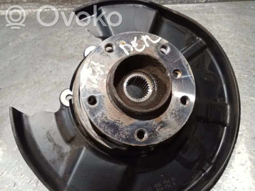 BMW 3 E46 Задний поворотный кулак (ступица, цапфа) 