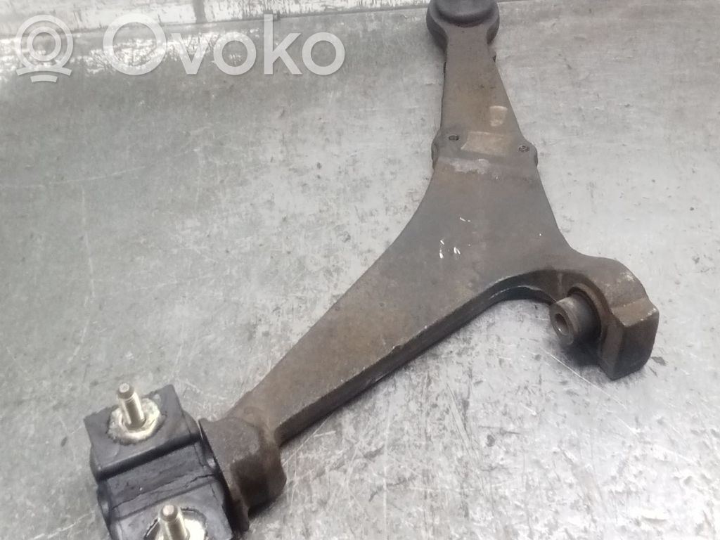 Citroen Saxo Front control arm 
