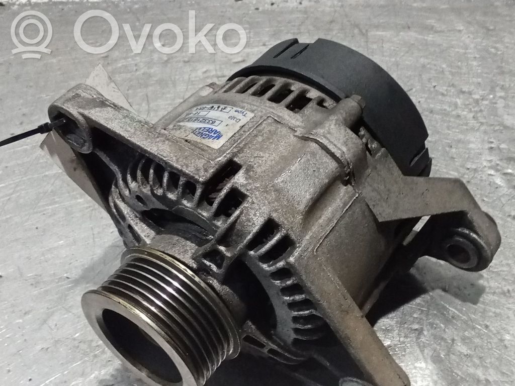 Fiat Punto (176) Generatore/alternatore 