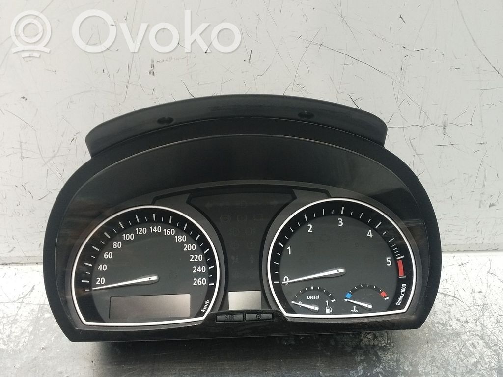 BMW X3 E83 Speedometer (instrument cluster) 