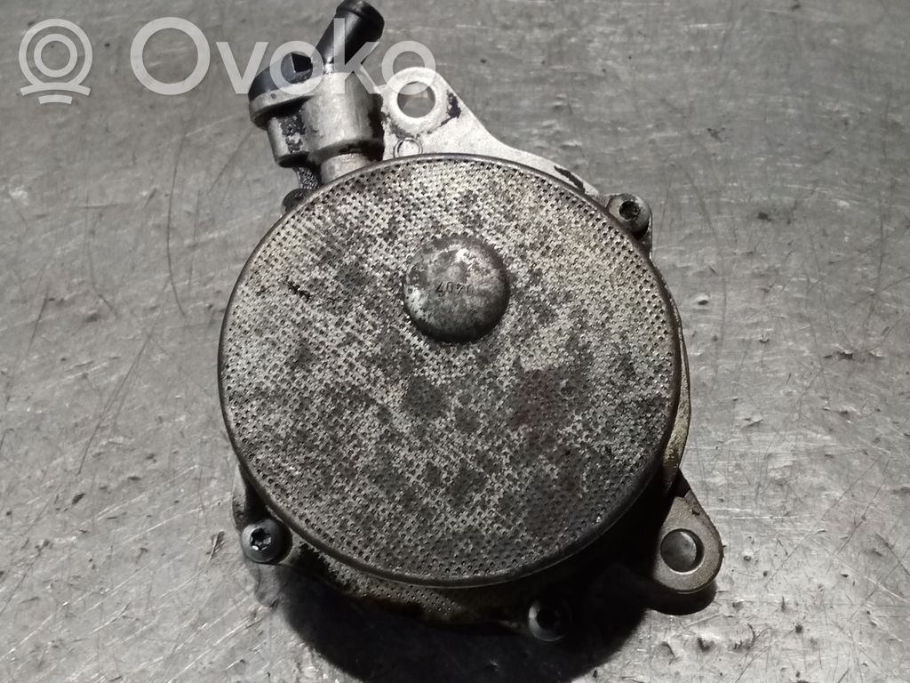 BMW X3 E83 Vacuum pump 