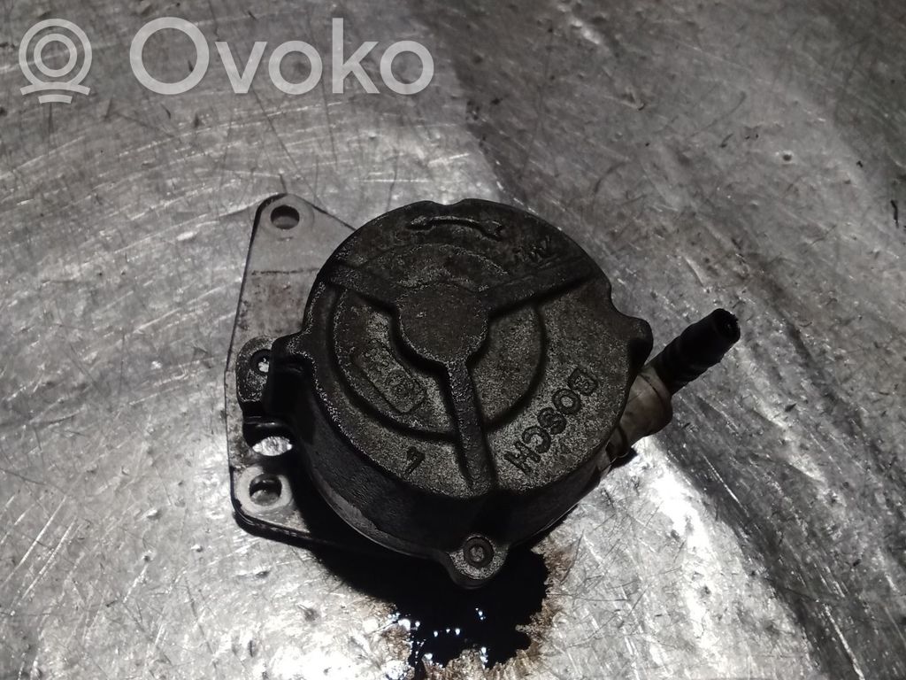 Vacuum pump   19TD