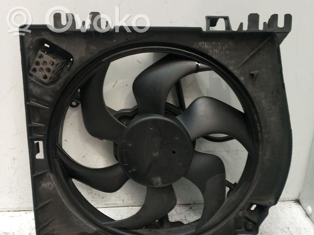 Nissan Note (E11) Elektrisks radiatoru ventilators 