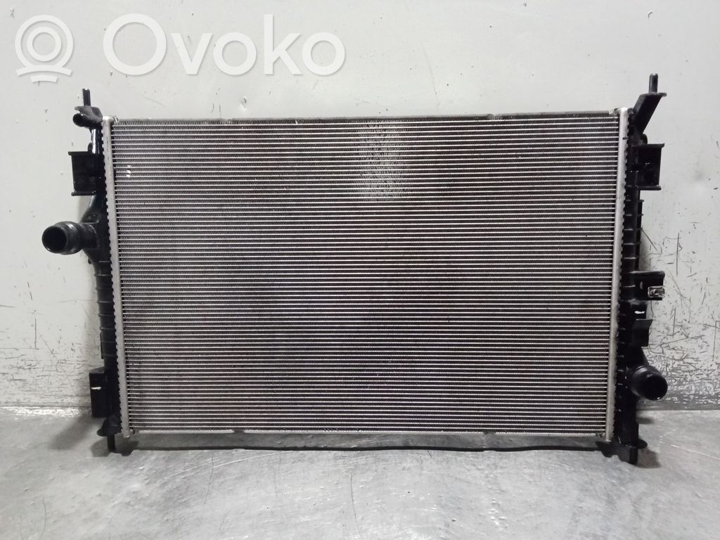 Citroen C5 Aircross Coolant radiator 