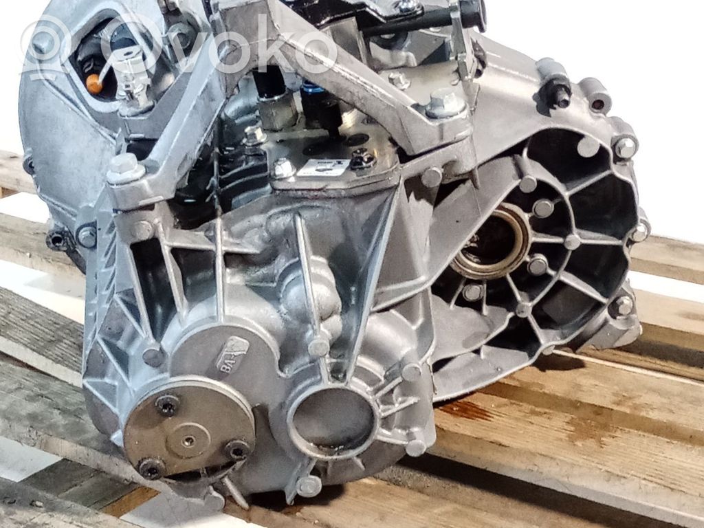 Manualna 5-biegowa skrzynia biegów   9M5R7002YA,5V,T1GF2201109060407