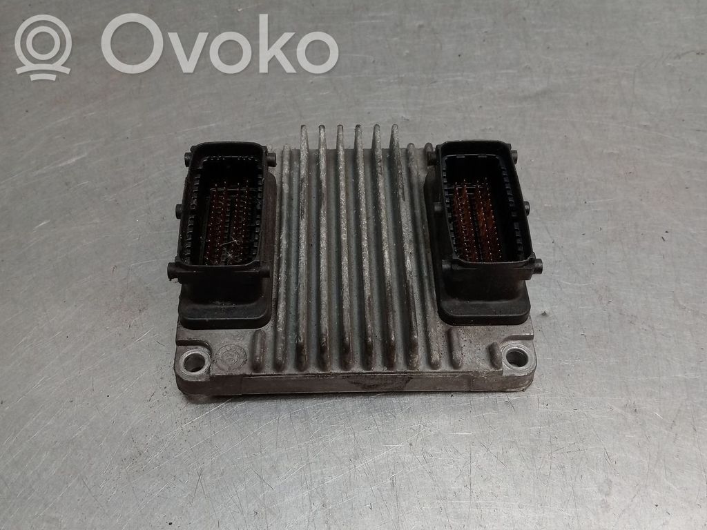 Opel Combo C Engine control unit/module 