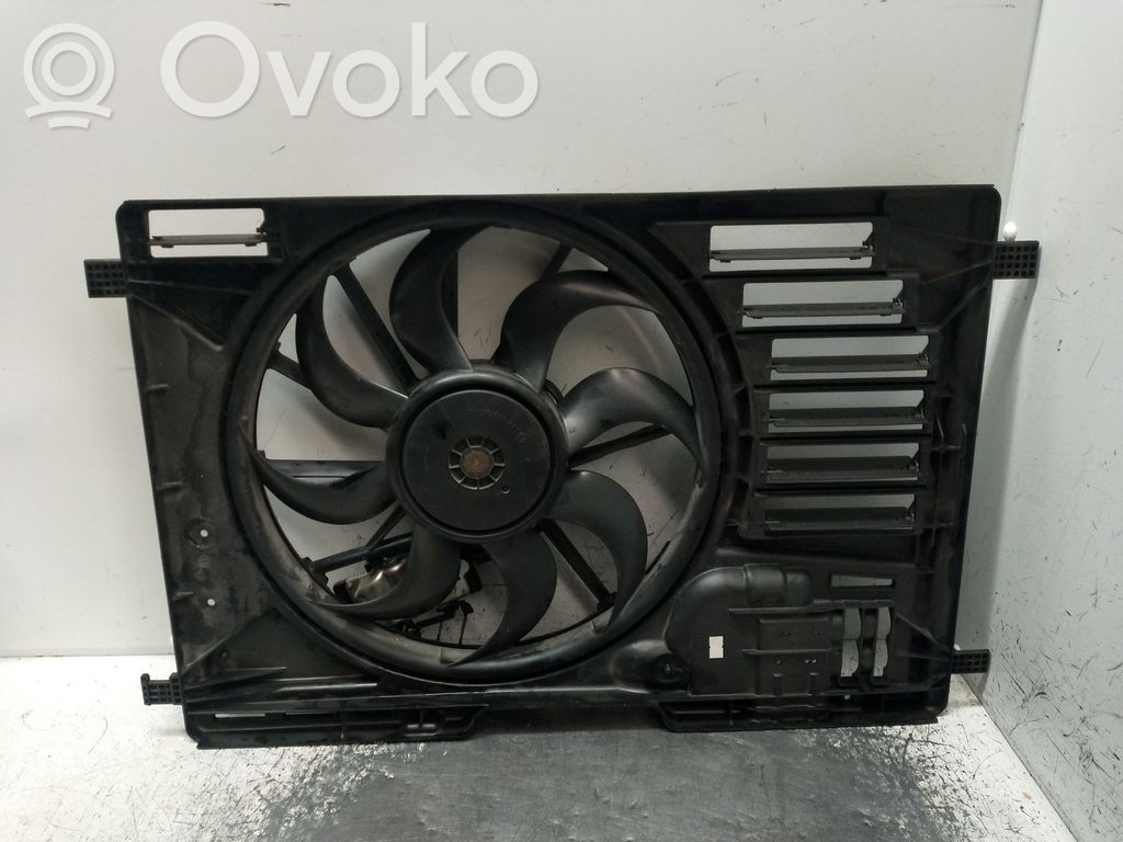 Ford Kuga II Ventilator electric răcire radiator 