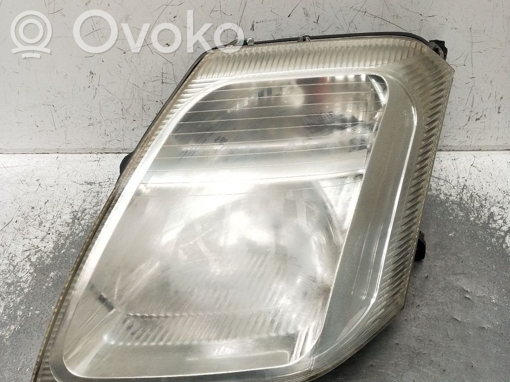 Citroen C2 Priekinis žibintas 