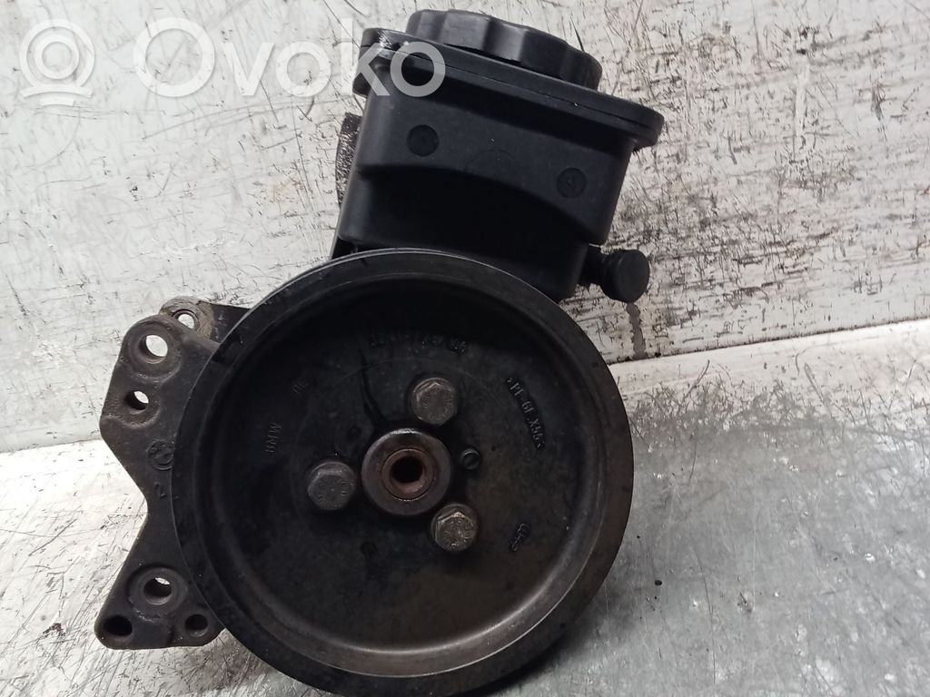 Servopumpe   32417787106