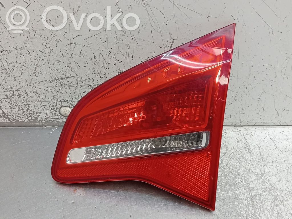 Opel Meriva B Lampă spate în capacul portbagajului 