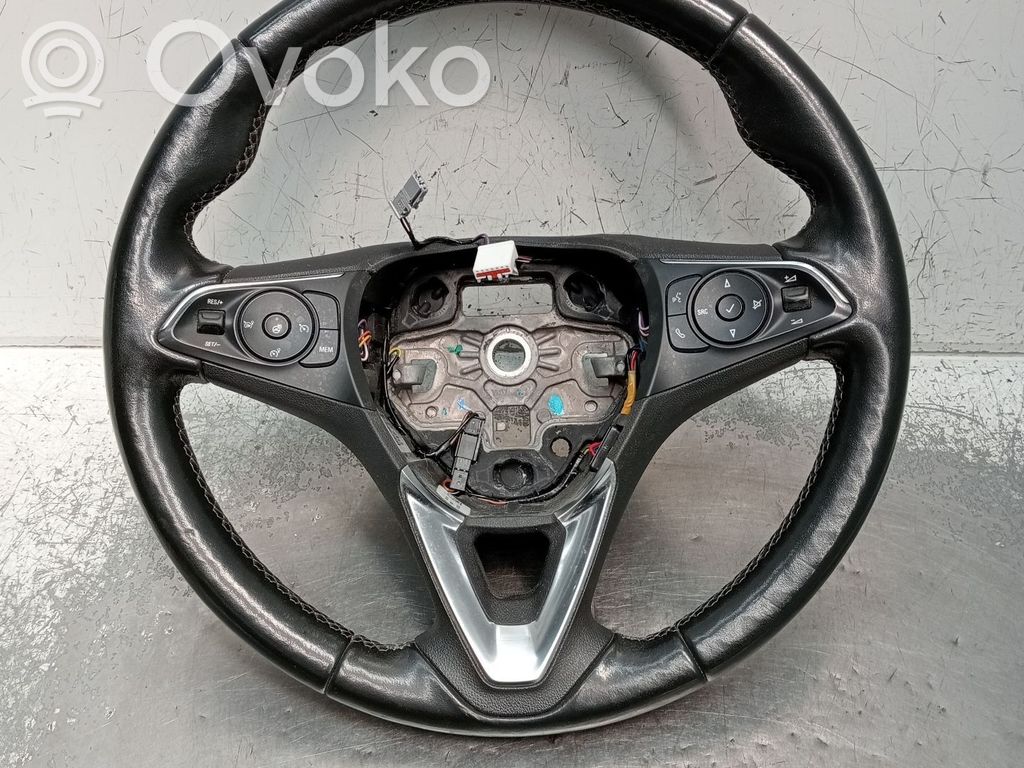 Opel Crossland X Ohjauspyörä 