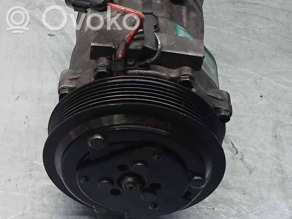 Ilmastointilaitteen kompressorin pumppu (A/C)