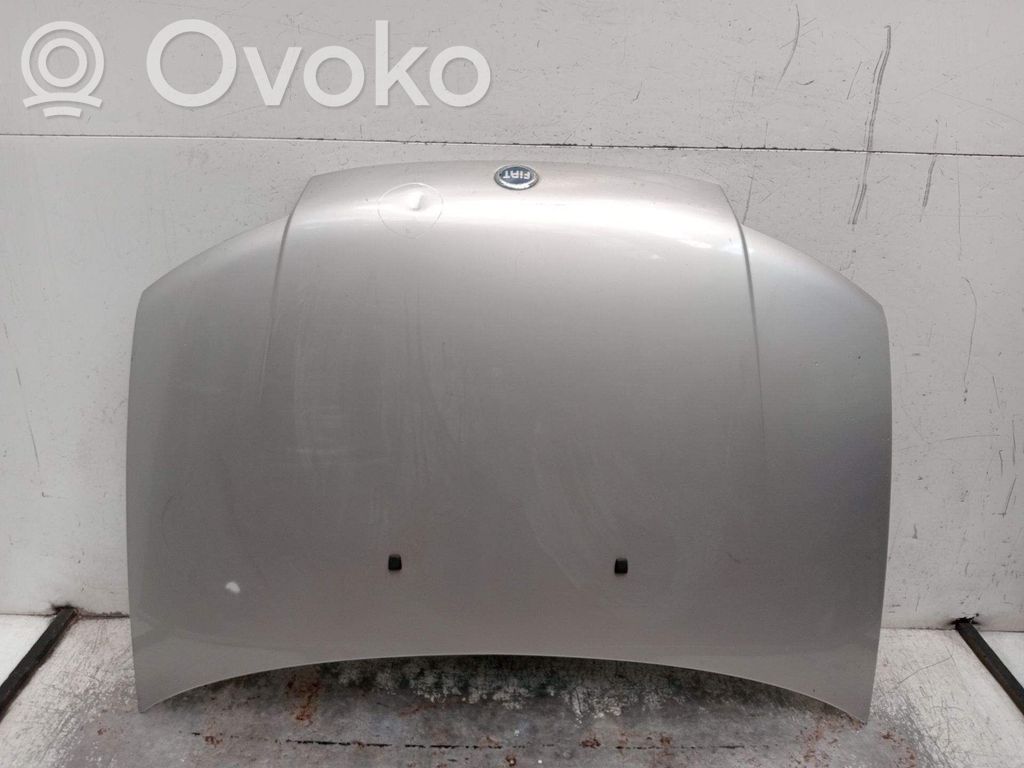 Fiat Punto (188) Vano motore/cofano 