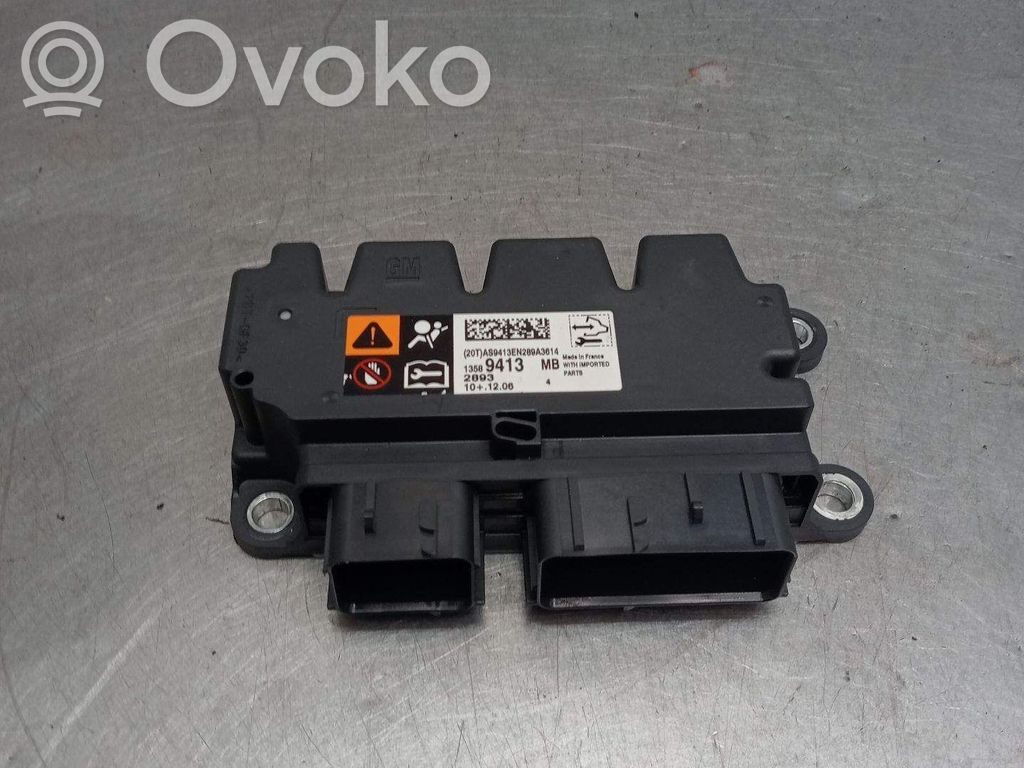 Unidad de control/módulo del Airbag   13589413