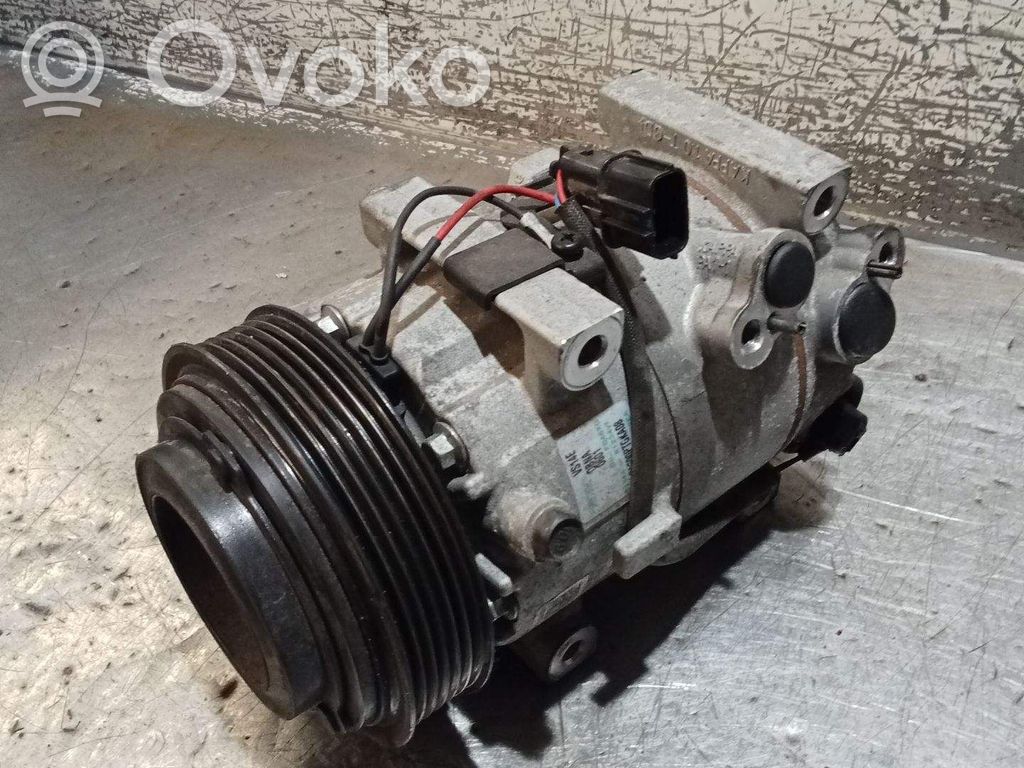 Hyundai i30 Ilmastointilaitteen kompressorin pumppu (A/C) 