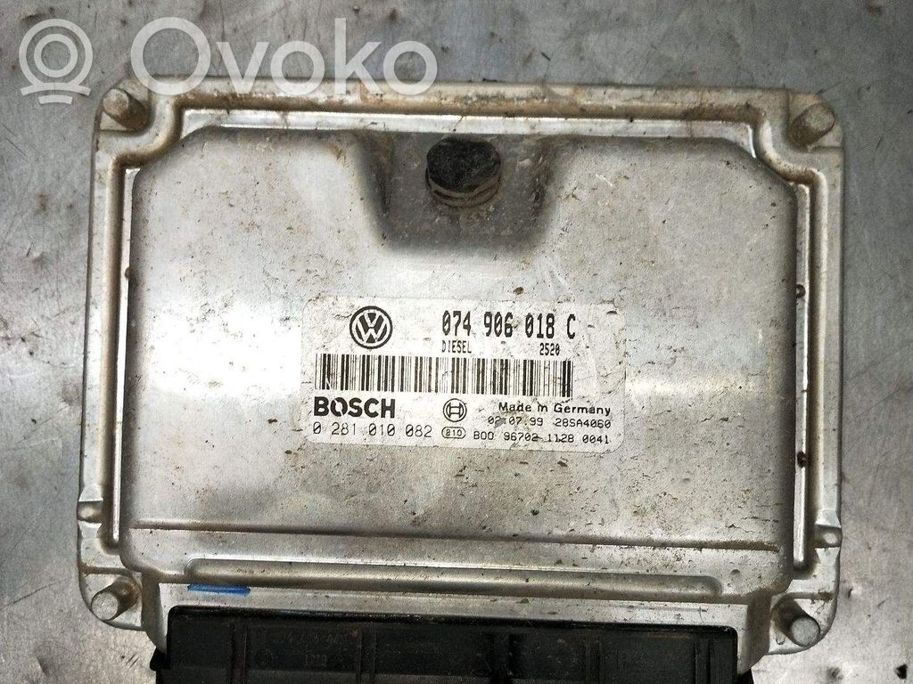 Volkswagen Transporter - Caravelle T4 Unitate/modul de control motor 