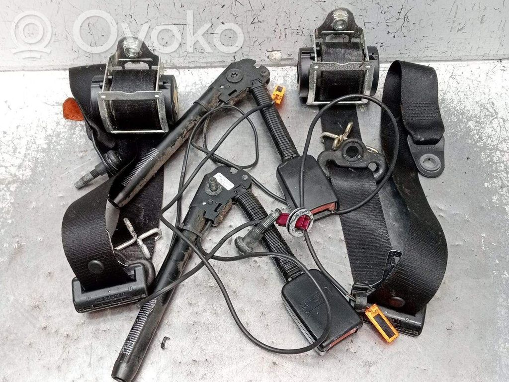 Ford Focus Sicherheitsgurt vorne 