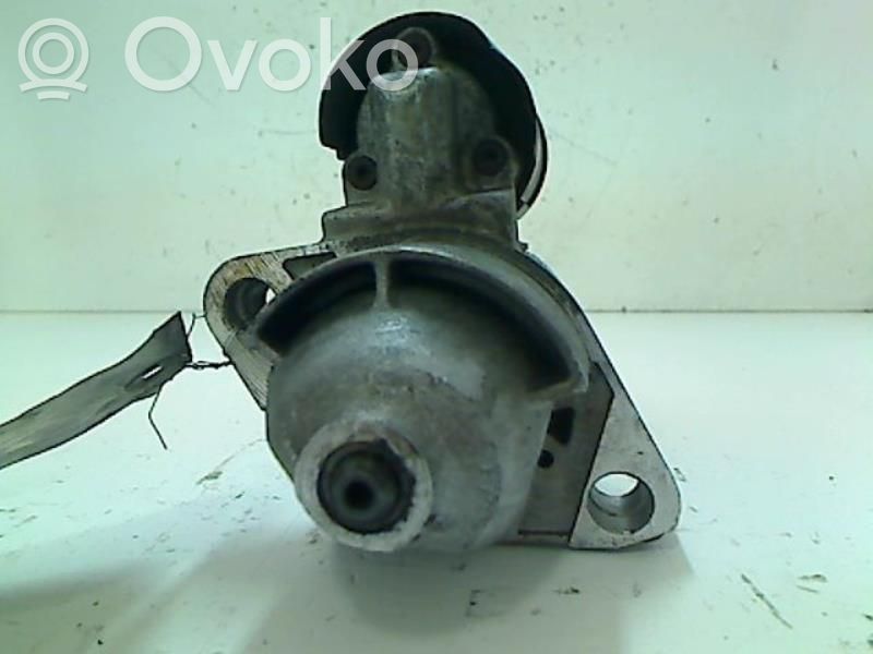 Audi A4 S4 B5 8D Starteris 