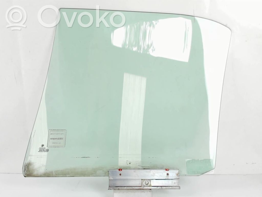 BMW 3 E36 Rear door window glass 