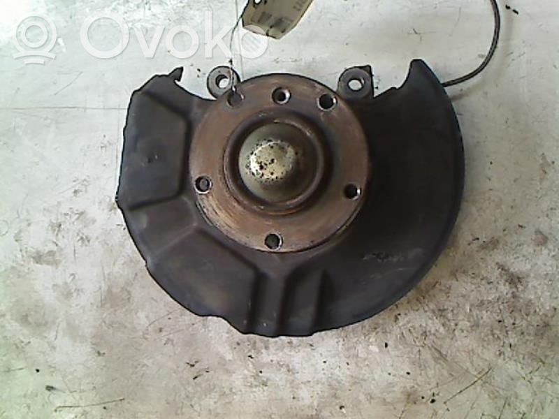 Front wheel hub spindle knuckle