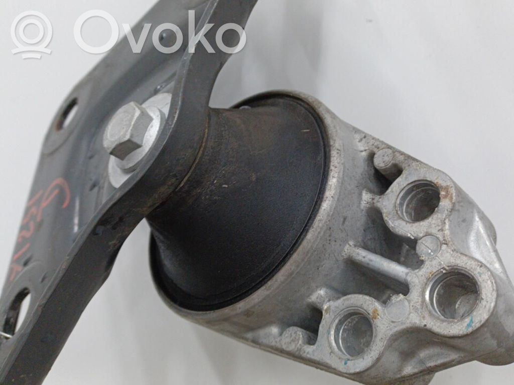 Ford Fiesta Engine mount bracket 