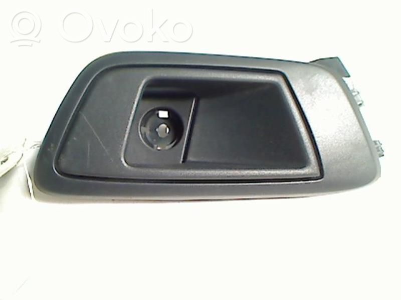 Manecilla interna puerta trasera   1579325,8A61A22601CEW