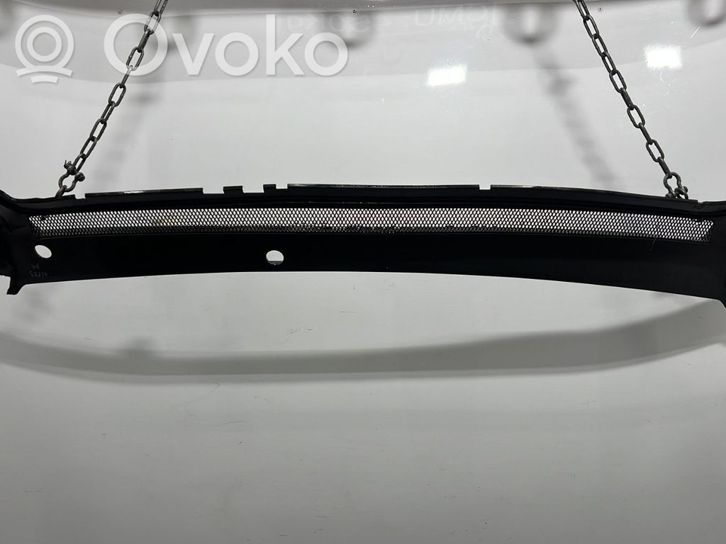 Wiper trim   1437467