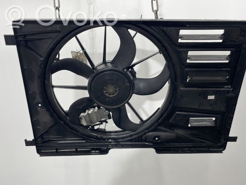 Ford Focus Elektrisks radiatoru ventilators 