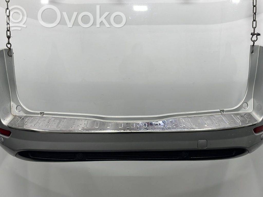 Ford Mondeo MK IV Parachoques 