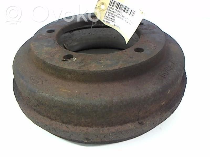 Drum brake (rear)