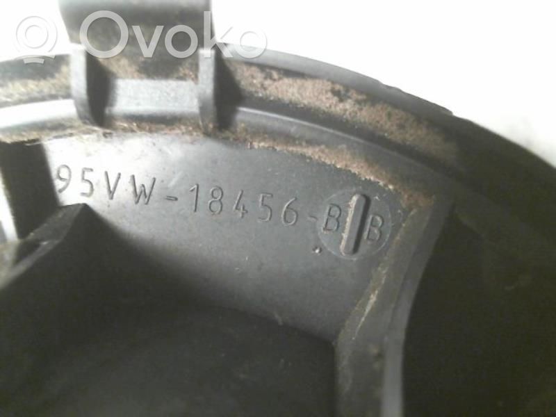 Pečiuko ventiliatorius/ putikas   7188532,95VW1845