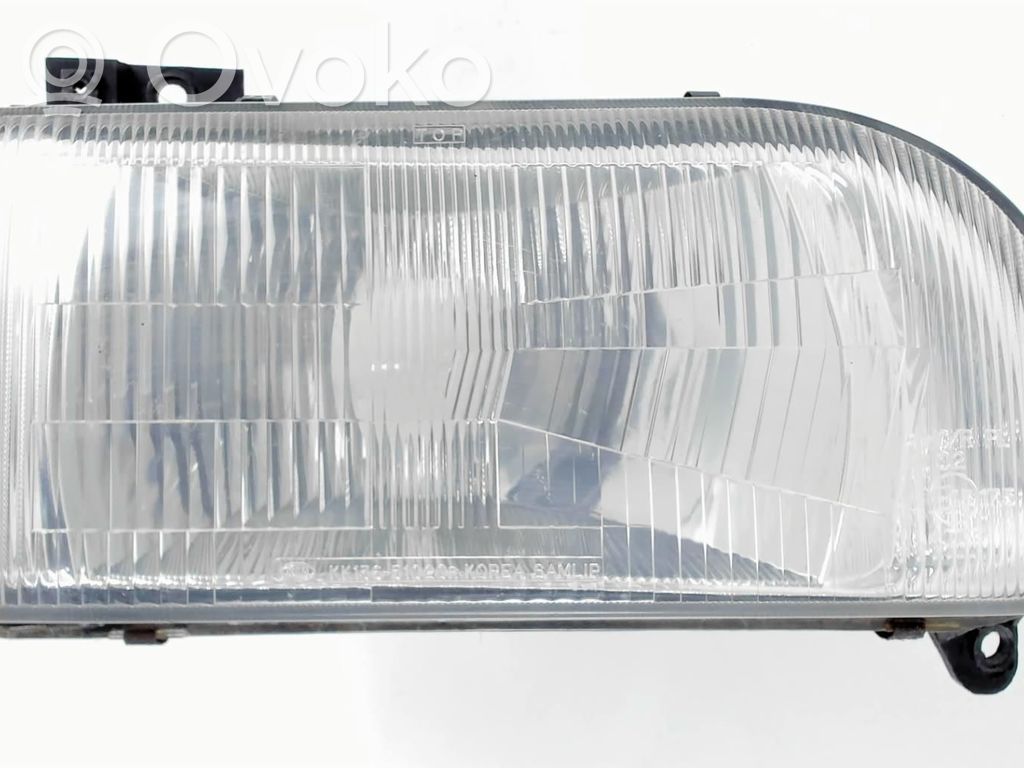 KIA Pride Phare frontale 