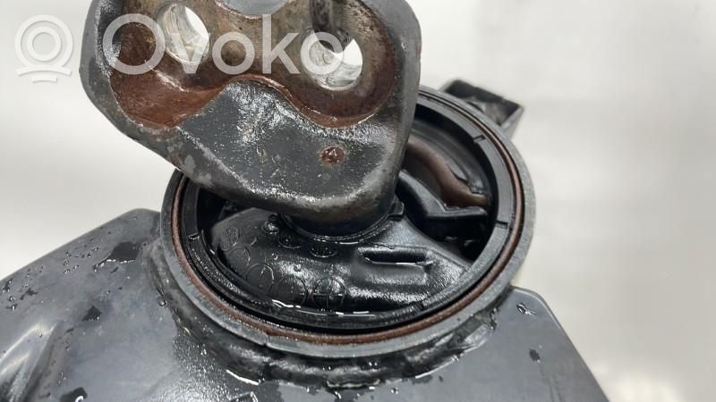 Engine mount bracket