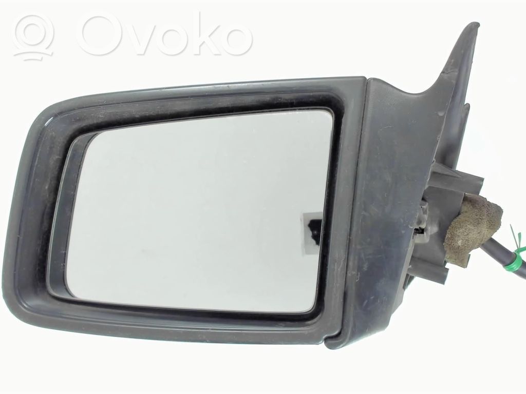 Opel Astra F Manualne lusterko boczne drzwi przednich 
