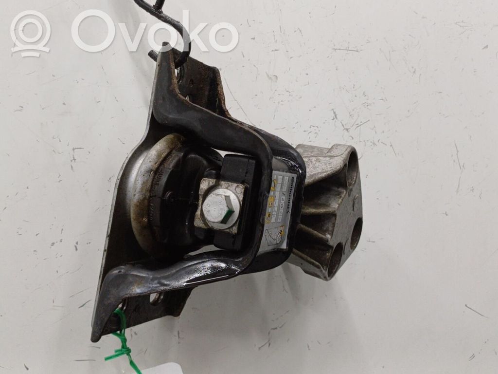 Engine mount bracket