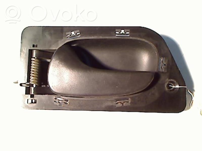 Manecilla interna puerta trasera   7700823286