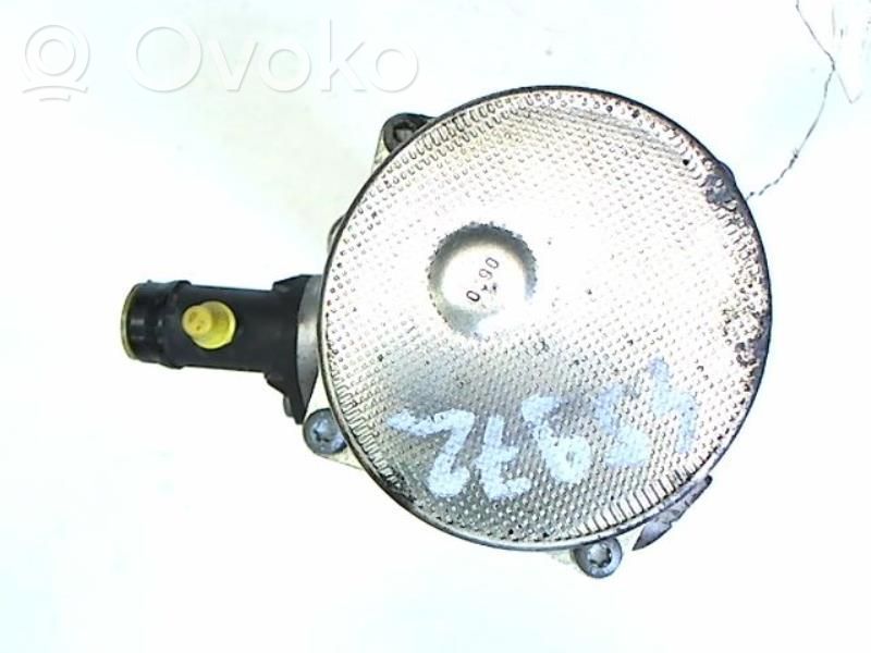 Vacuum pump   146505272R